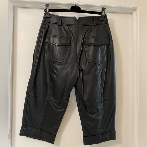 BCBGMAXAZRIA RUNWAY "THE CARSON"  LEATHER SHORT - Picture 8 of 13